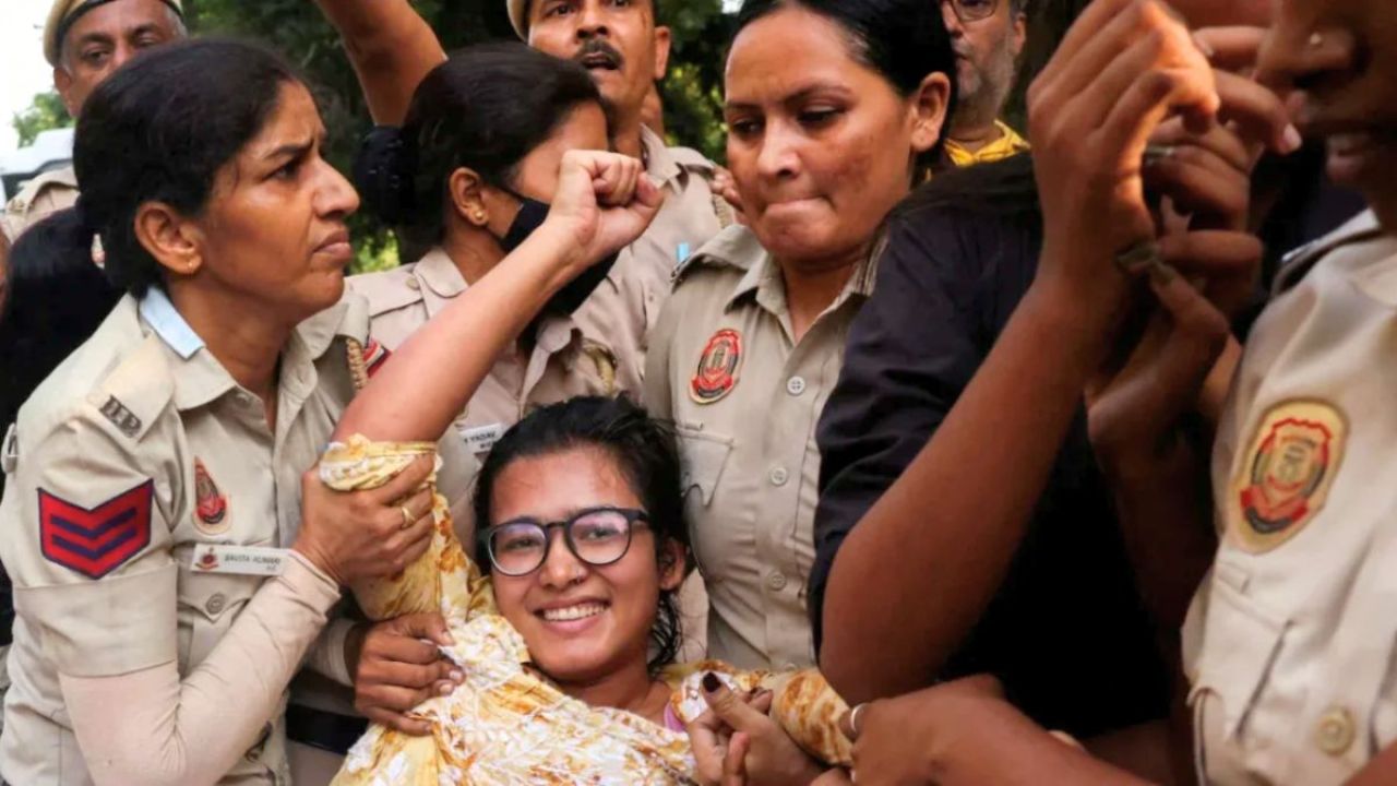 বাংলাদেশ আমাদের পথ দেখিয়েছে : নেহা বোরা
