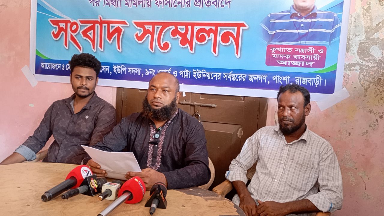 মব সৃষ্টি করে ইউপি সদস্যকে নির্যাতন ও চাঁদাবাজির অভিযোগ