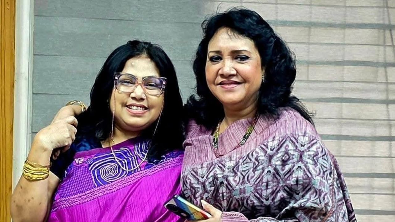 বিচারকের ভূমিকায় ইয়াসমিন ও সুমী
