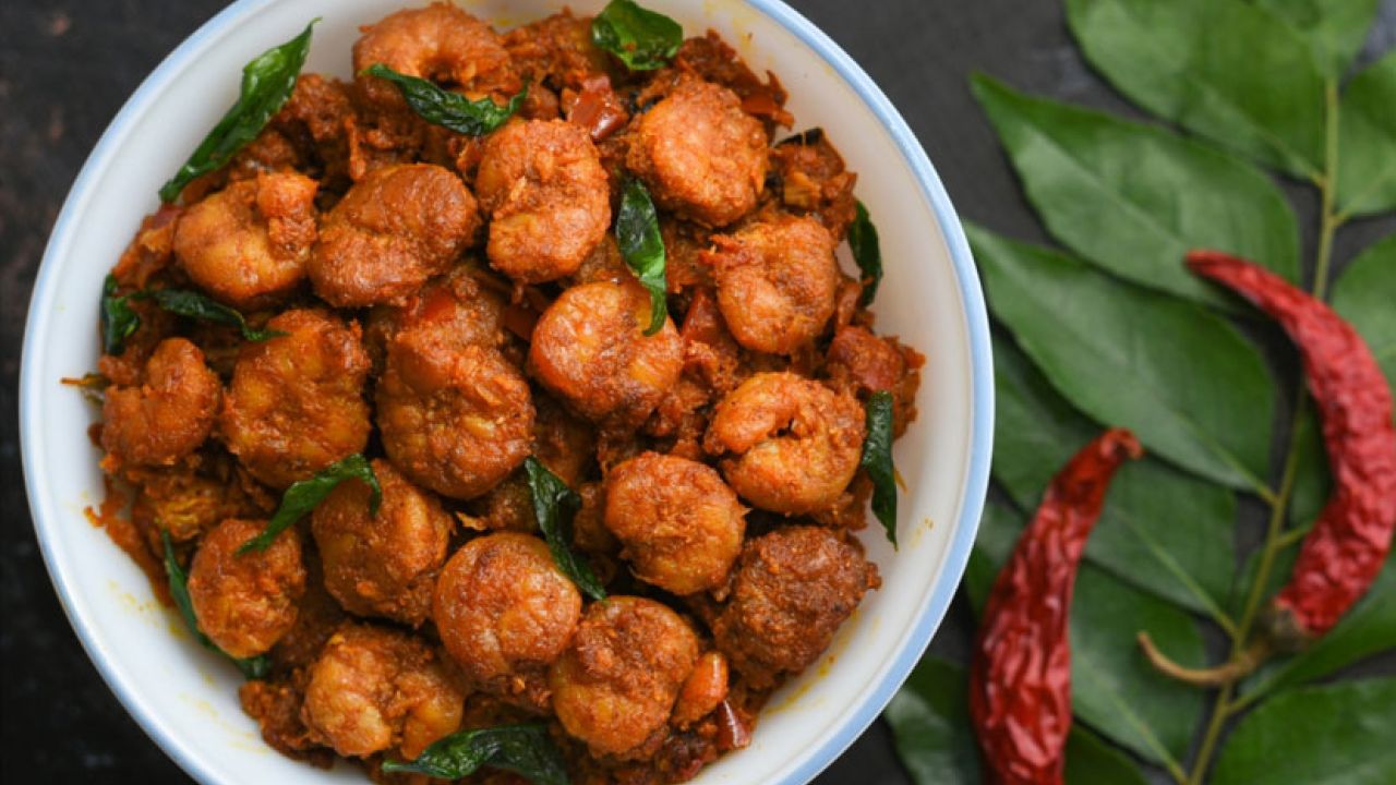 চিংড়ির পরিচিত স্বাদে নতুনত্ব, পূজায় বানান কোলিওয়াড়া