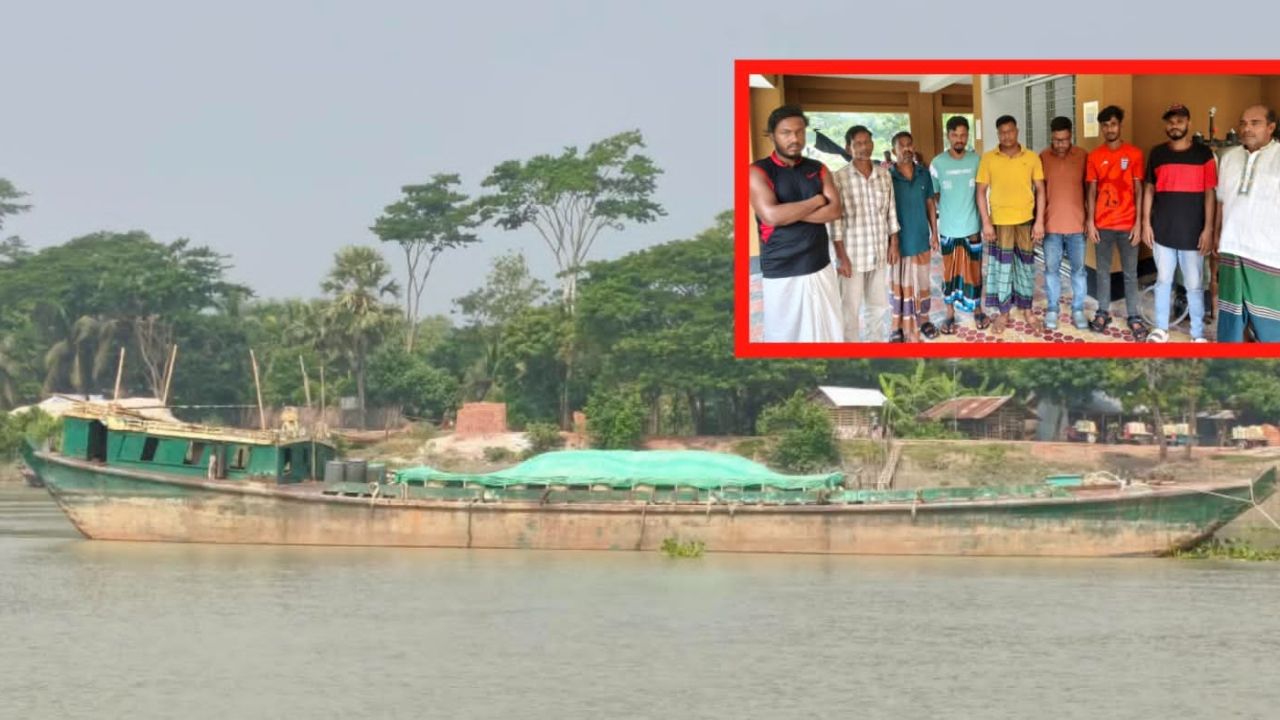 সুন্দরবনের ভেতর দিয়ে চোরাচালান: ইন্দোনেশীয় কয়লাসহ কার্গো জব্দ