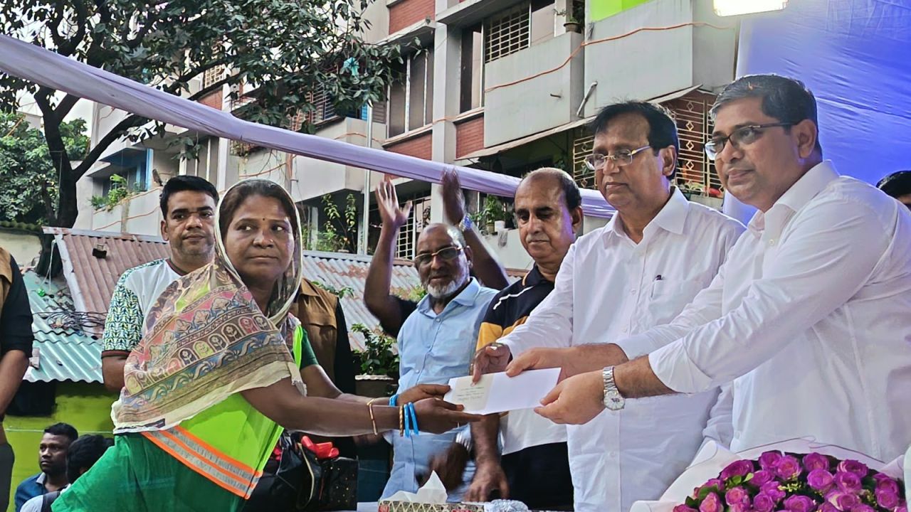 ‘পরিচ্ছন্নতাকর্মীদের জীবনমান উন্নয়নে সরকার কাজ করছে’