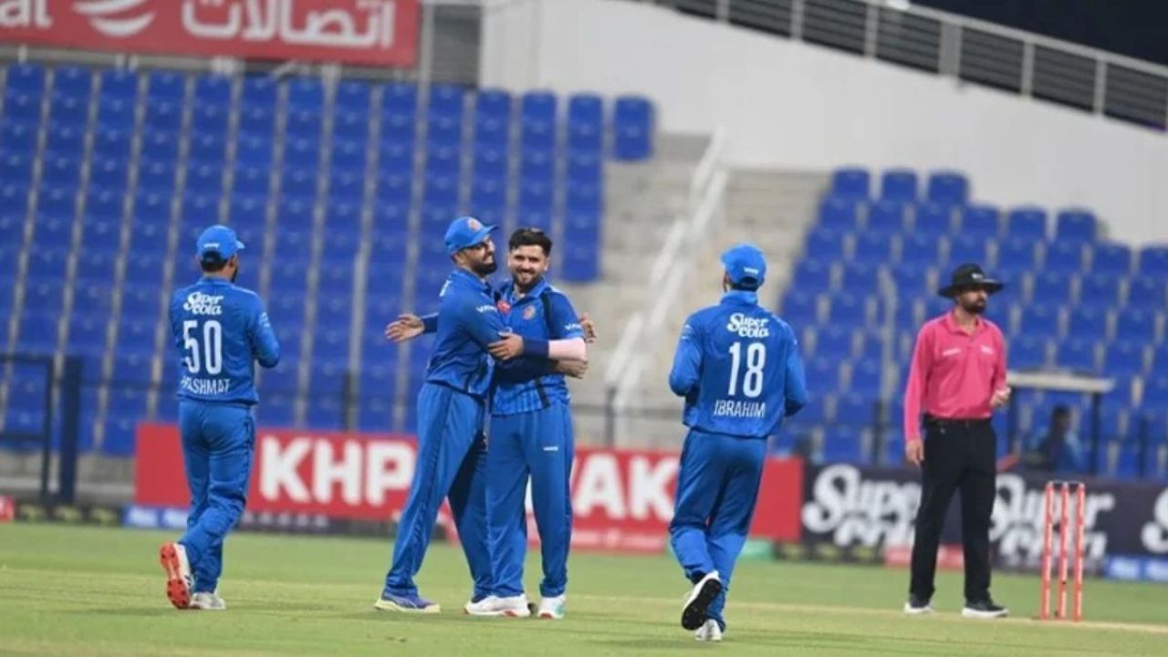 জিম্বাবুয়েকে হারিয়ে সমীকরণ জমিয়ে দিল আফগানিস্তান
