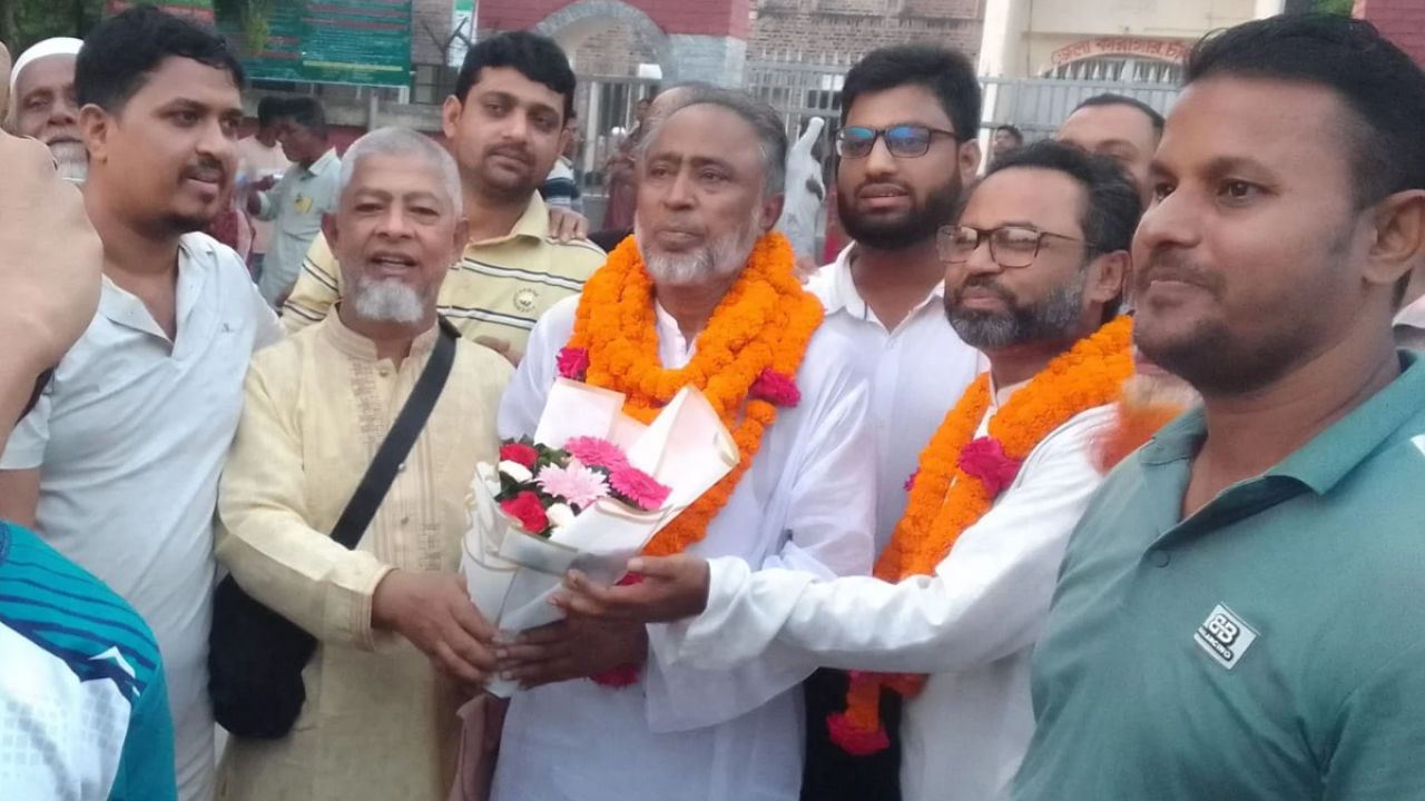  ২১ লাখ টাকা জমা দিয়ে জামিন পেলেন মোতাওয়াল্লী