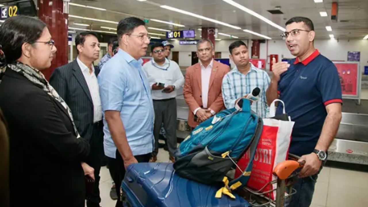 ভোগান্তি কমাতে সৌদিগামী যাত্রীদের জন্য বিকল্প রুটের পরিকল্পনা