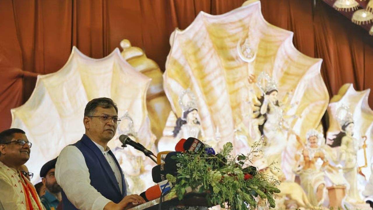 সনাতন ধর্মাবলম্বীদের কারও ভোটব্যাংক না হওয়ার স্পষ্ট বার্তা স্বরাষ্ট্রমন্ত্রীর