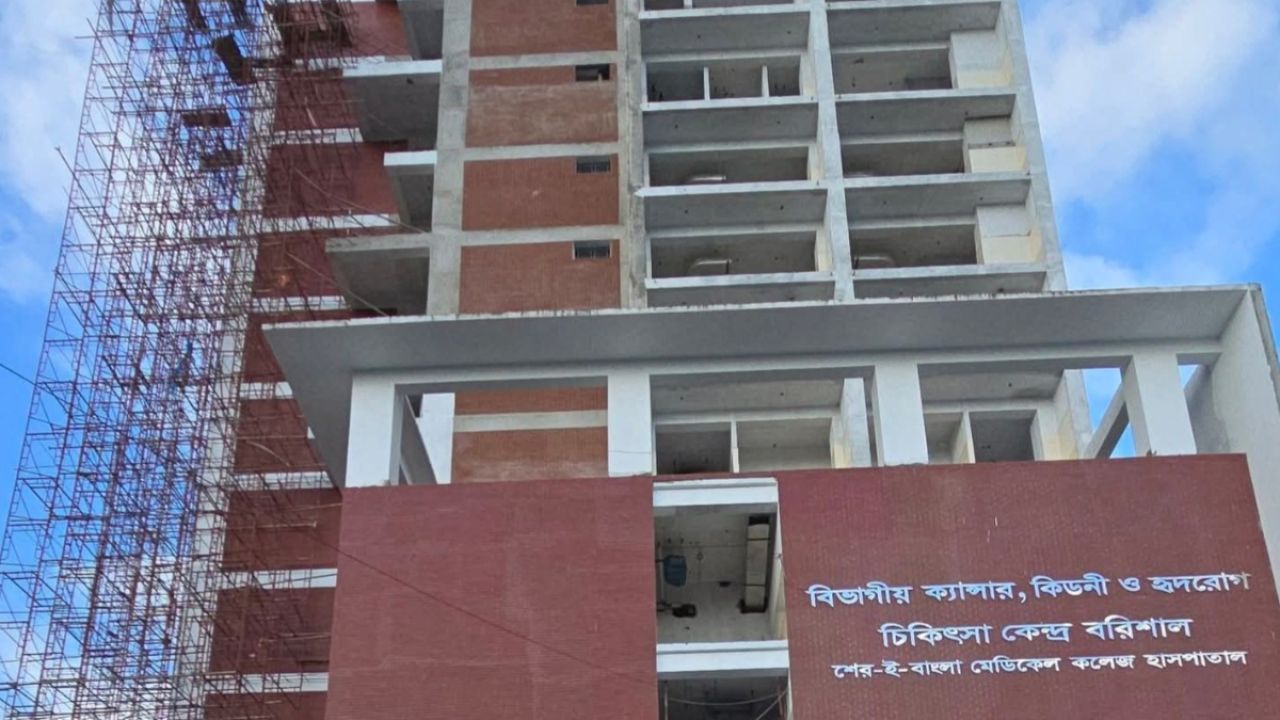 ঘুষের বিনিময়ে অগ্রিম বিল প্রদানের অভিযোগ প্রকৌশলীর বিরুদ্ধে