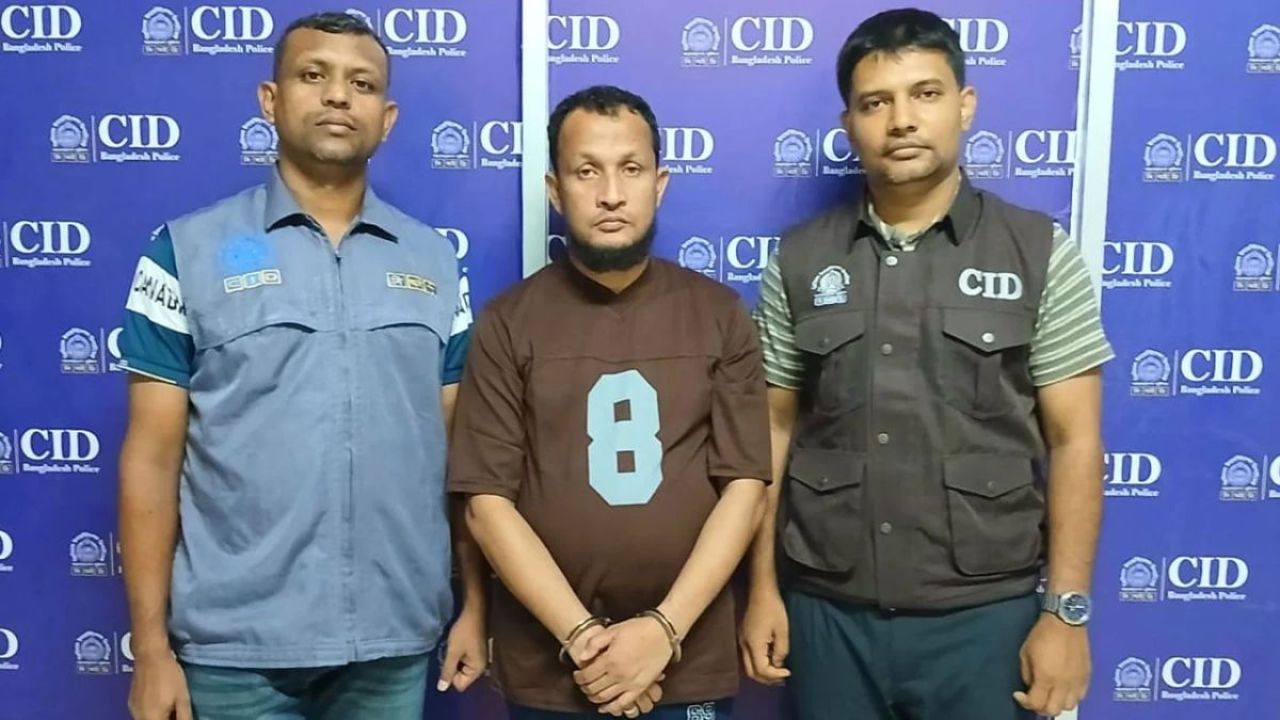 যুব উন্নয়নের প্রশ্নফাঁস: বিএআরসির সহকারী পরিচালক গ্রেপ্তার