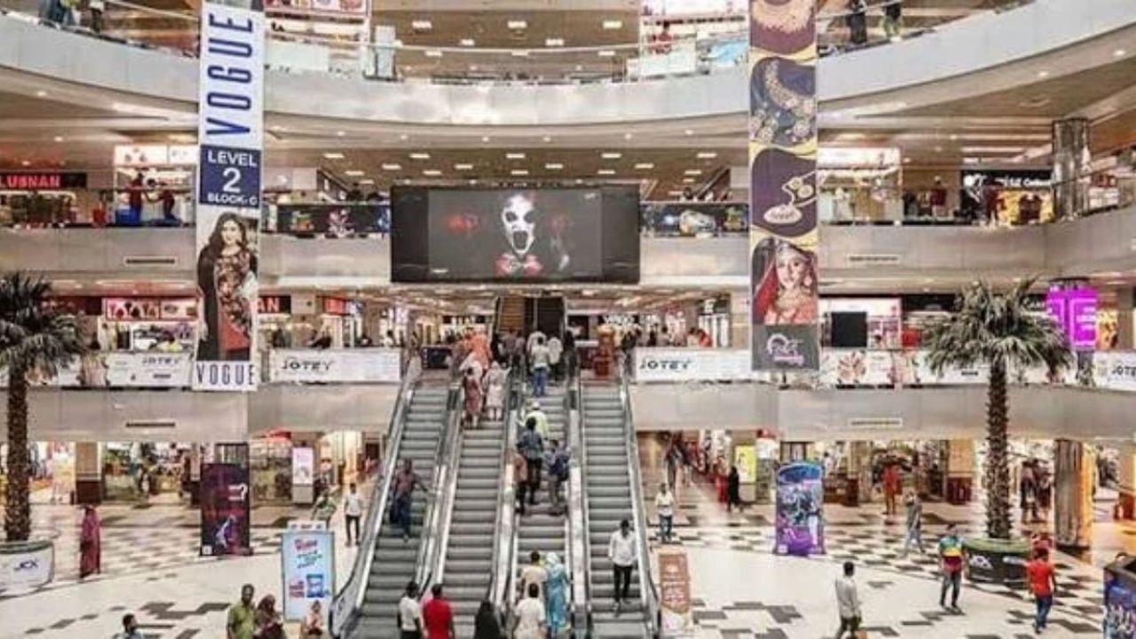 আজ থেকে রাত ৮টায় বন্ধ হবে দোকানপাট