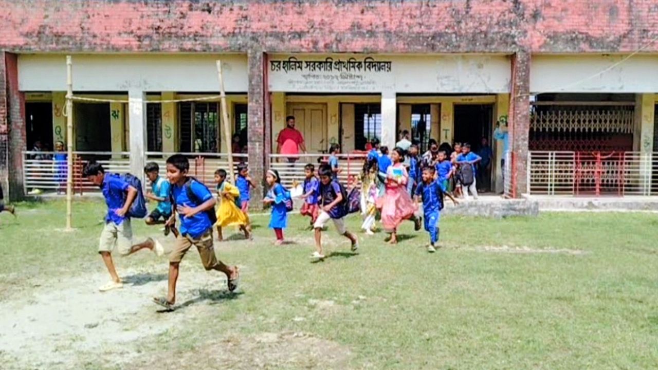 রাঙ্গাবালীর ৭১ প্রাথমিকের ৫৬টিতেই নেই প্রধান শিক্ষক