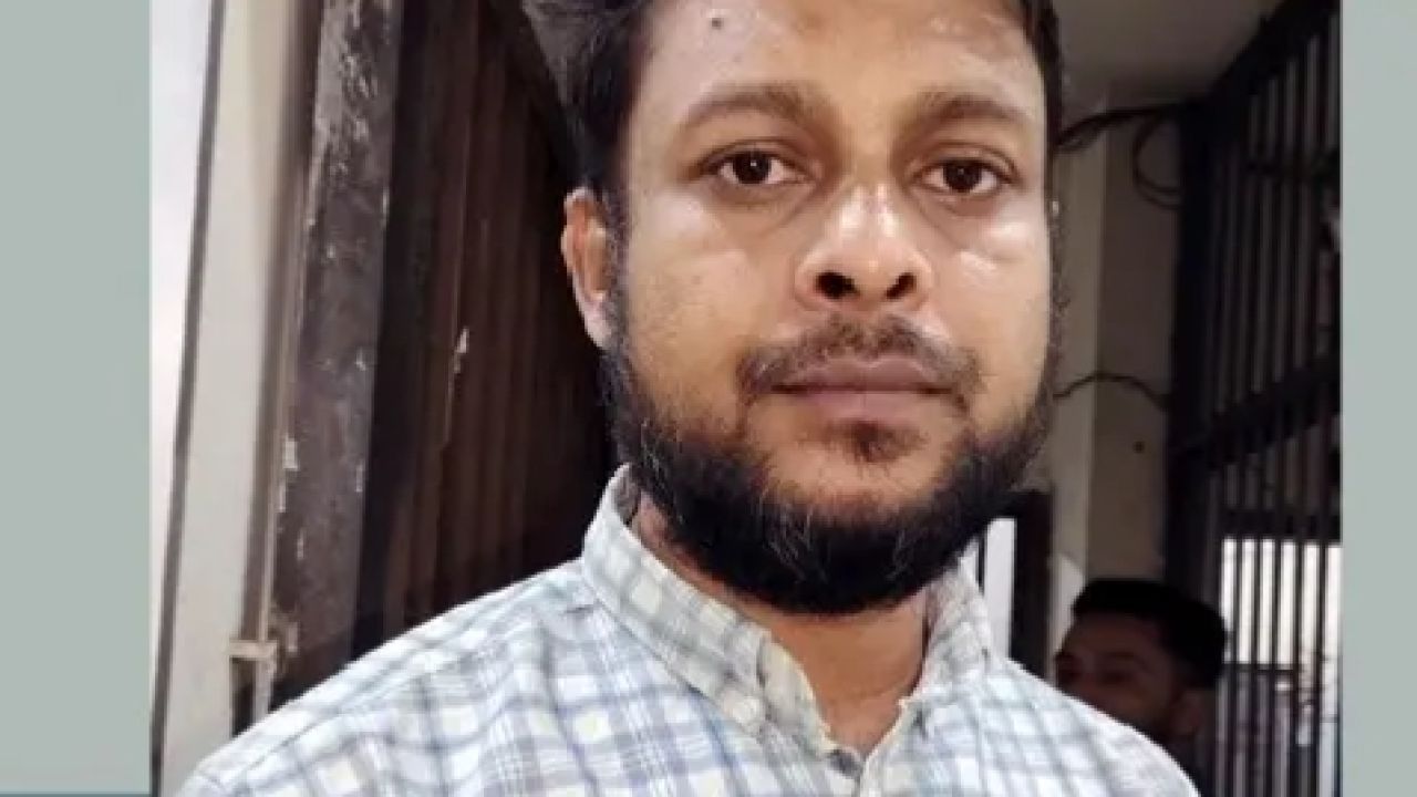 সন্ত্রাসী কর্মকা‌ণ্ডের পরিকল্পনা: নিষিদ্ধ আ'লীগ নেতা কামরুল গ্রেপ্তার