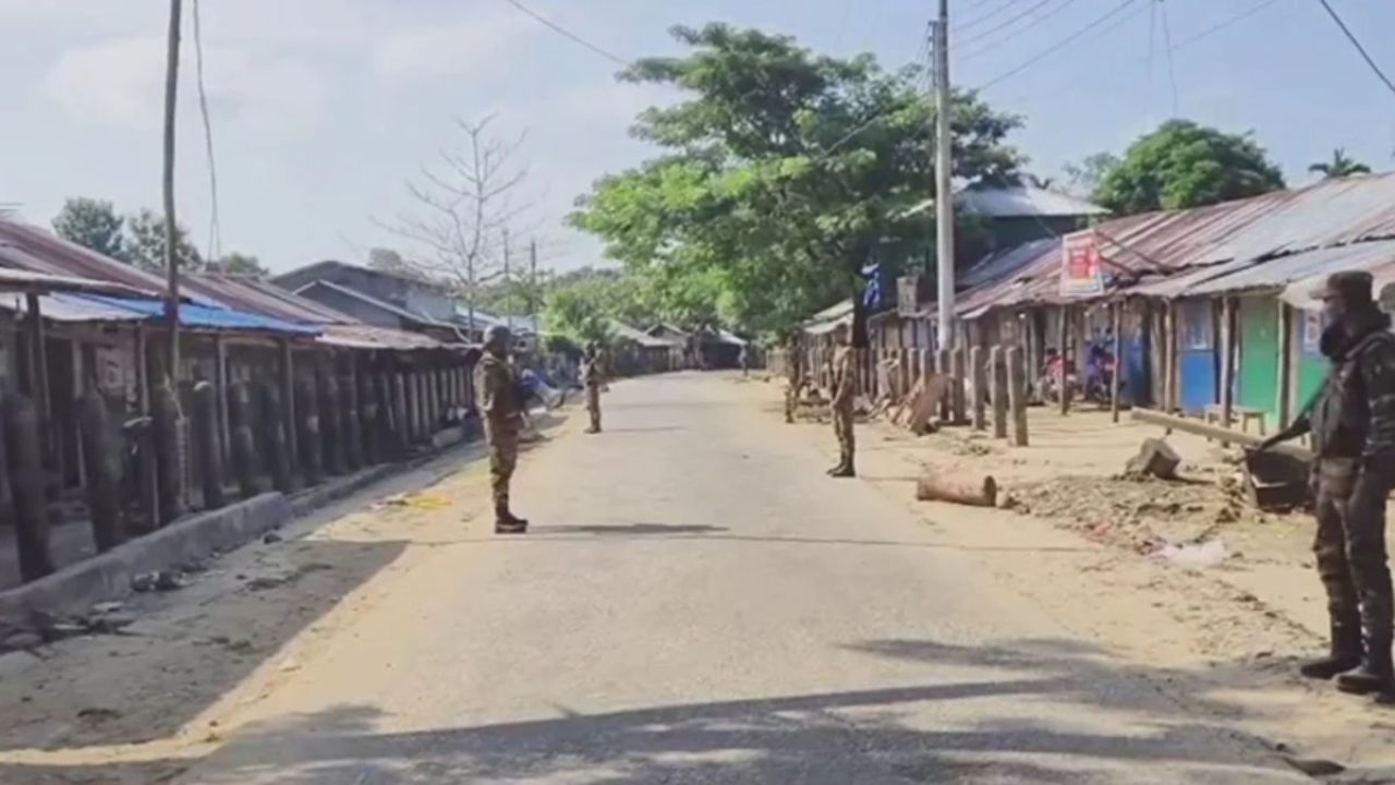 খাগড়াছড়ি ও রাঙামাটিতে আজ অর্ধদিবস অবরোধ