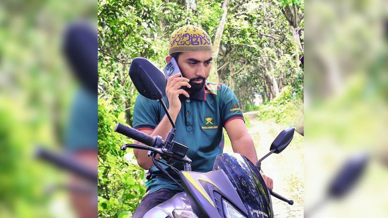 ফেসবুকে আগ্নেয়াস্ত্র প্রদর্শন, বিপাকে এনসিপি নেতা