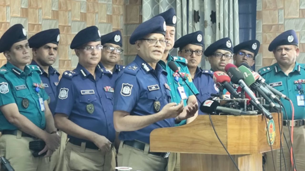 চাঁদাবাজি নির্মূলে আসছে নতুন আইন: আইজিপি