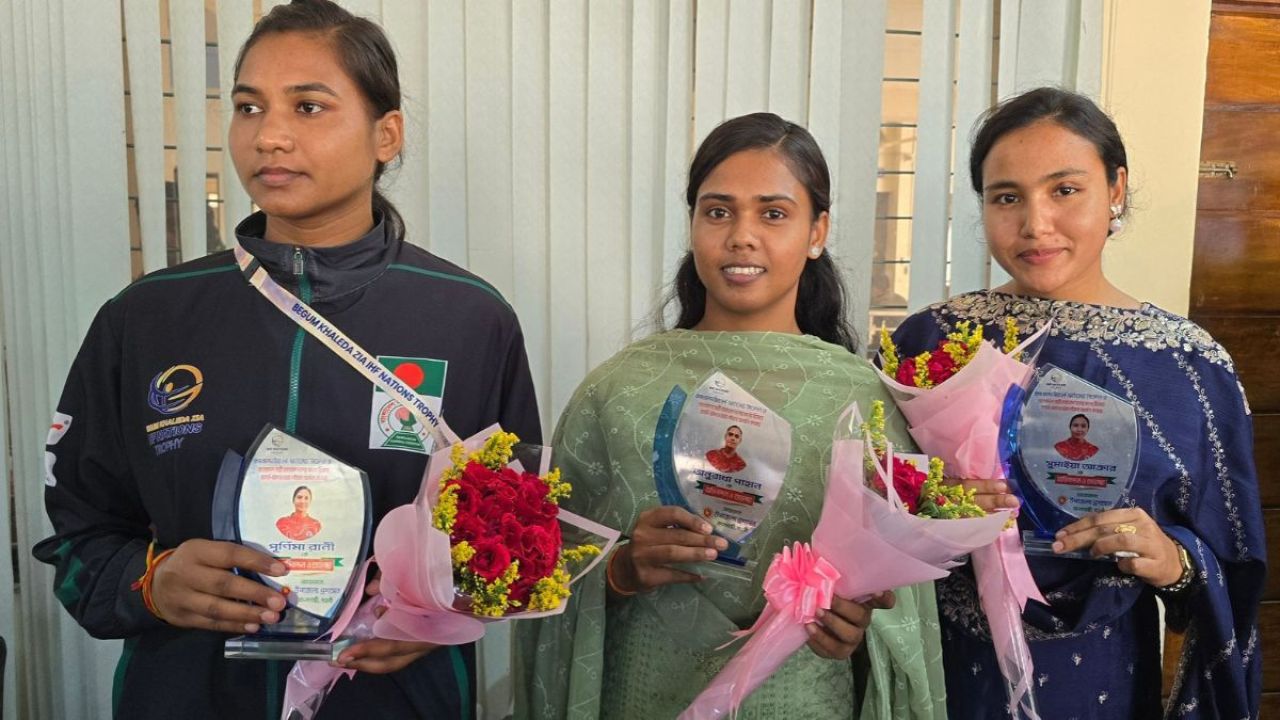 আন্তর্জাতিক পদক জয়ী তিন তারকা পেলেন উষ্ণ সংবর্ধনা