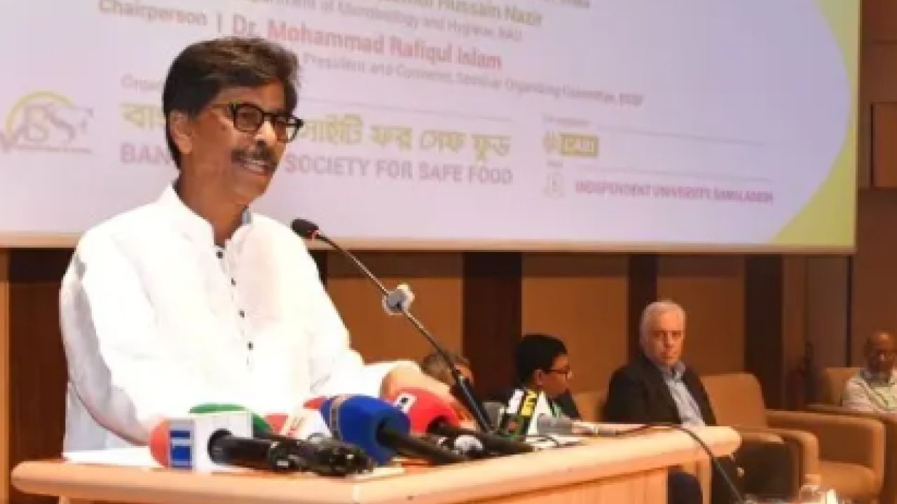 ‘নিরাপদ খাদ্য নিশ্চিতে কীটনাশক নিয়ন্ত্রণে কঠোর পদক্ষেপের ঘোষণা’