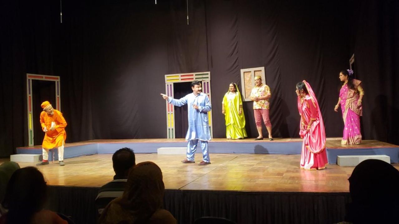 চার দশকে আটশোঁর দোরগোড়ায় লোকনাট্য দলের জনপ্রিয় নাটক ‘কঞ্জুস’