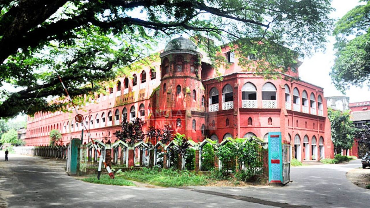 জাল নথিতে রেলের ৯৭ লাখ টাকা আত্মসাৎ, দুদকের মামলা