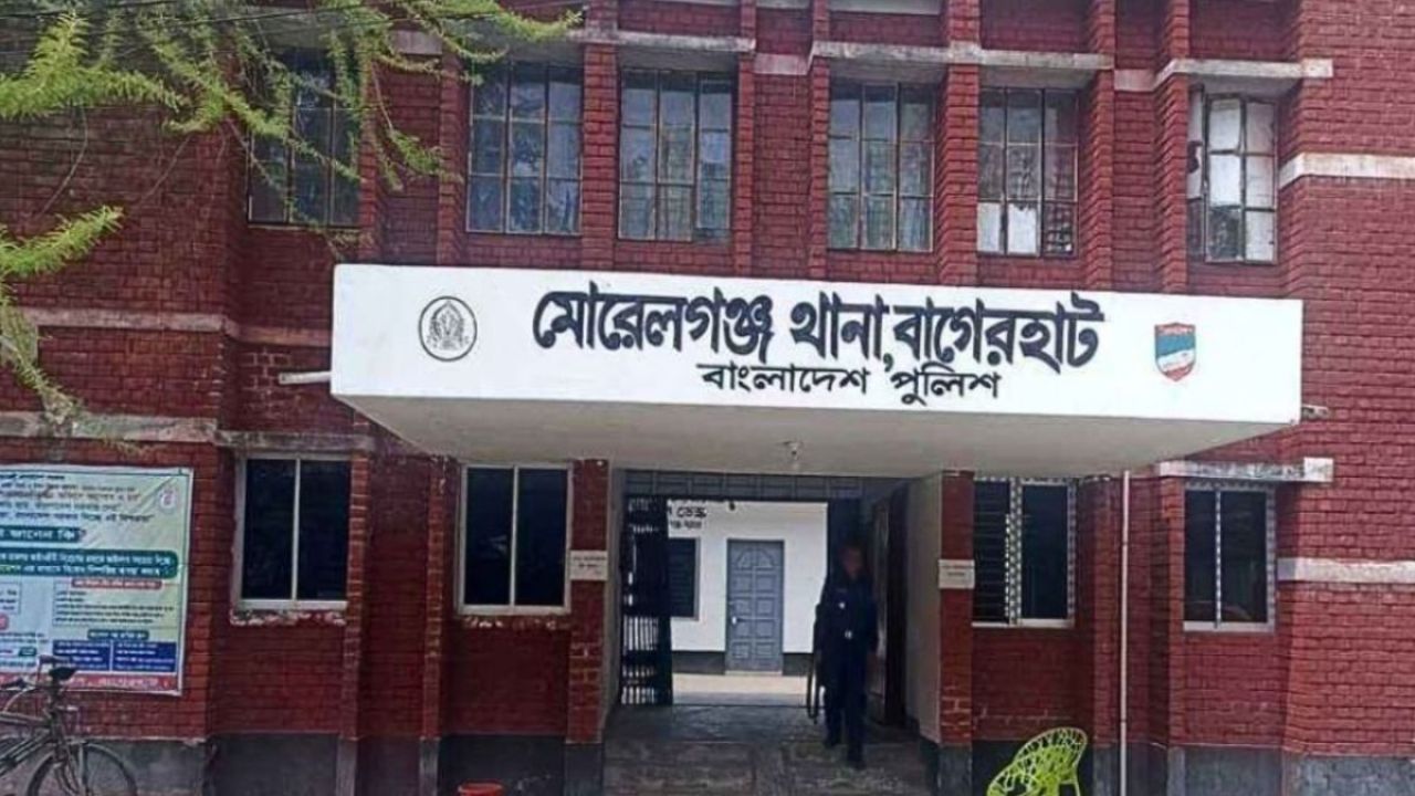 নিখোঁজের একদিন পর খালের পানিতে মিলল কিশোর
