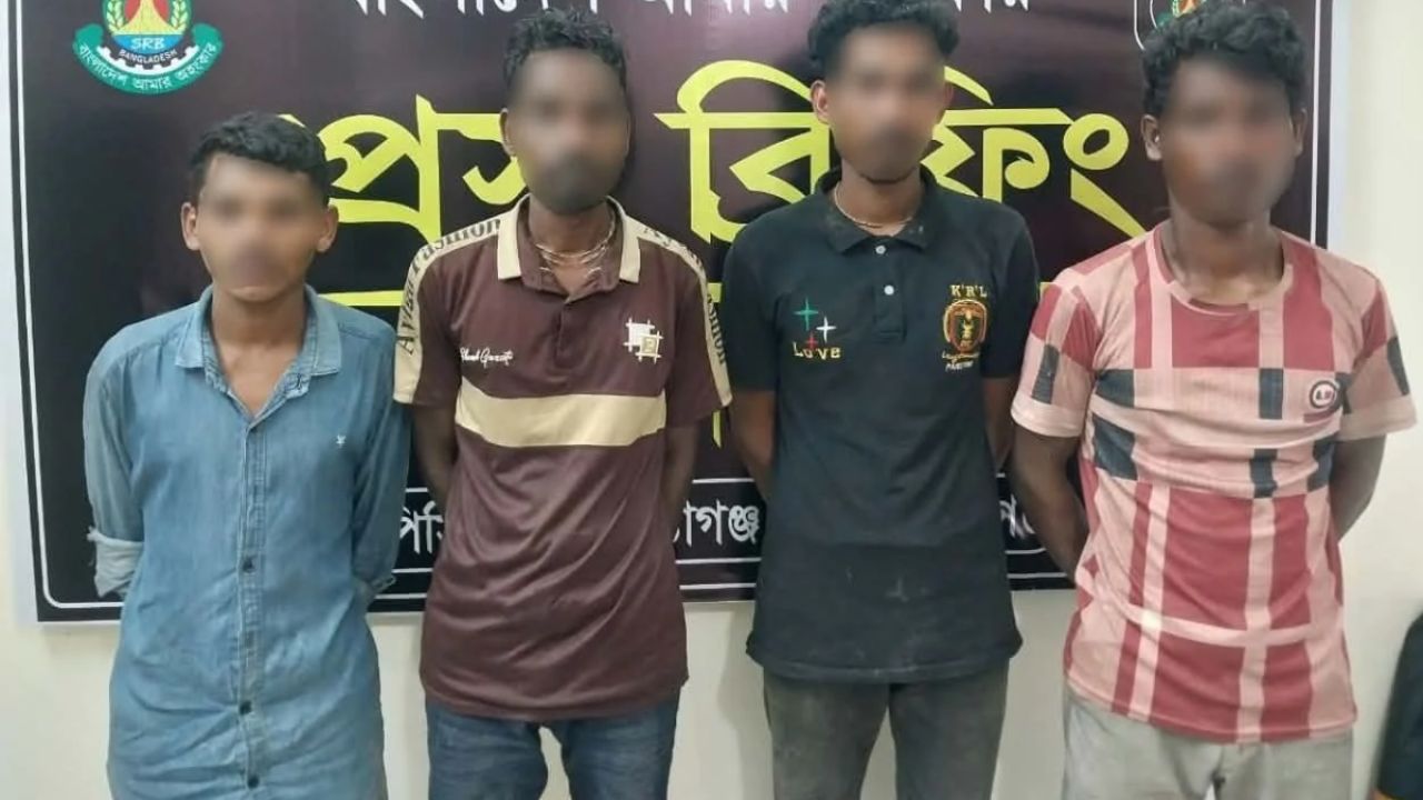৬১ কেজি গাঁজাসহ চা-বাগানের চার শ্রমিক গ্রেপ্তার