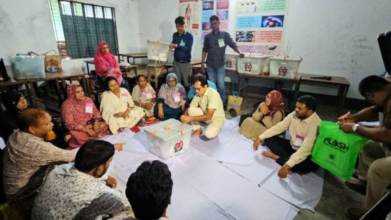ঠাকুরগাঁও-১ উপনির্বাচনে ভোটগ্রহণ শেষে চলছে গণনা