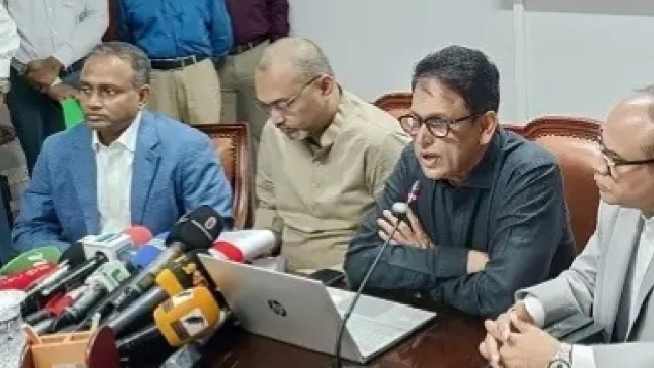 এইচএসসি ও সমমানের ফল নিয়ে উদ্বিগ্ন শিক্ষা প্রশাসন