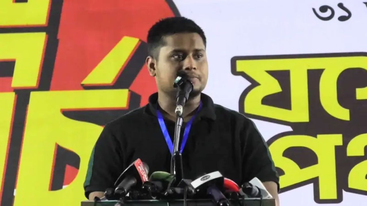 বিকল্প সরকার হিসেবে নিজেদের প্রস্তুত হতে বললেন হাসনাত আব্দুল্লাহ