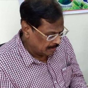 দীপক মুখার্জী